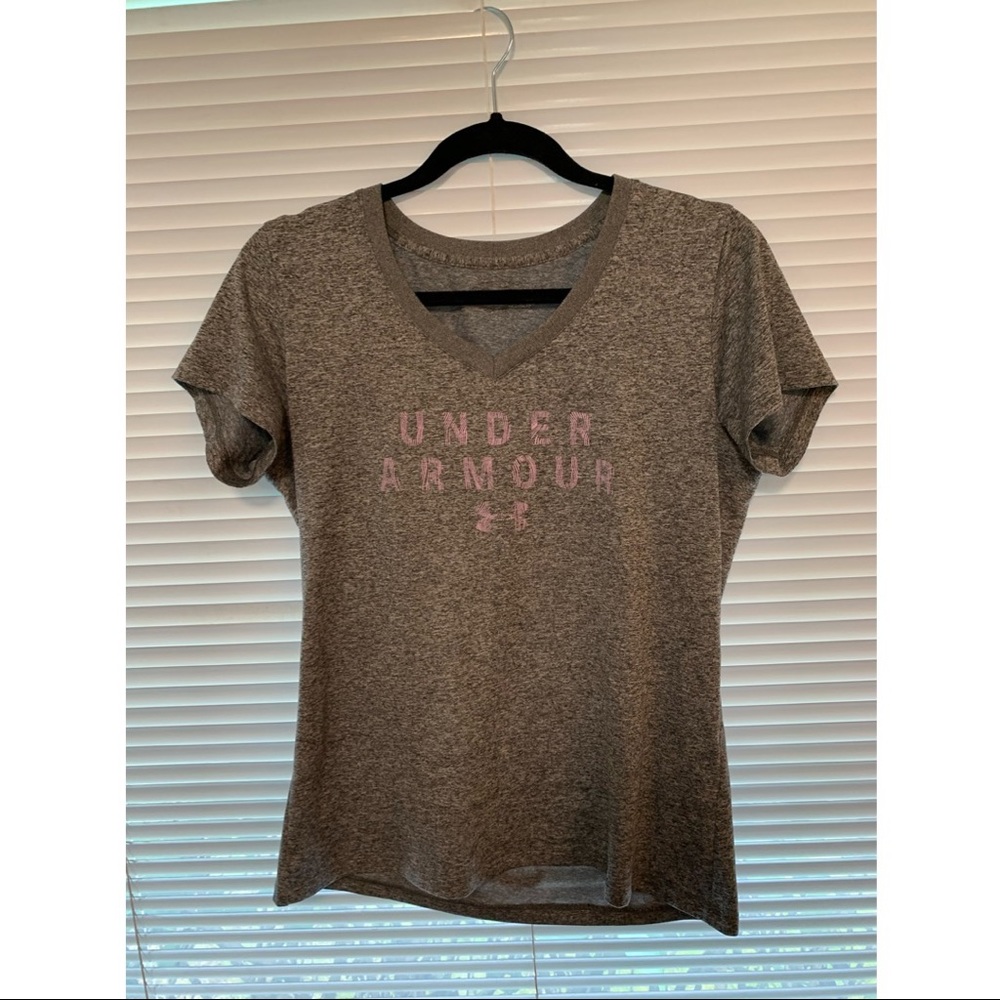 Under Armour shirt Size M